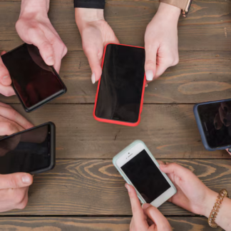 Alege telefoane mobile și smartphone-uri de top, cu funcții moderne și performanță excelentă. Găsește cele mai bune oferte la prețuri competitive.